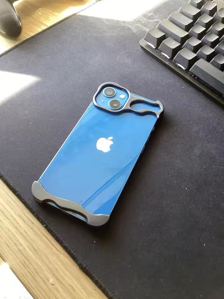 CAZELY: Design ja käytännöllisyys samassa kuoressa